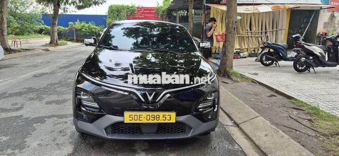 VinFast VF6 Plus 2025 Đen 60000 km