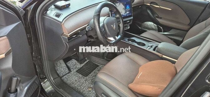 VinFast VF6 Plus 2025 Đen 60000 km