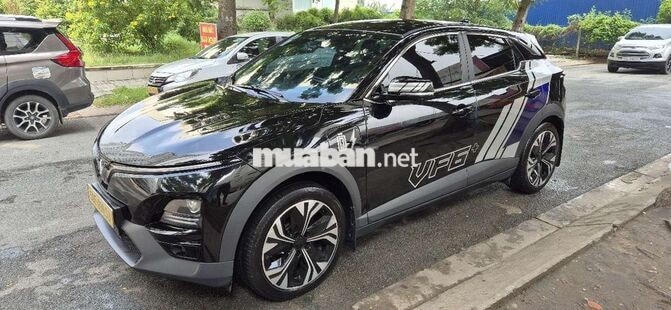 VinFast VF6 Plus 2025 Đen 60000 km