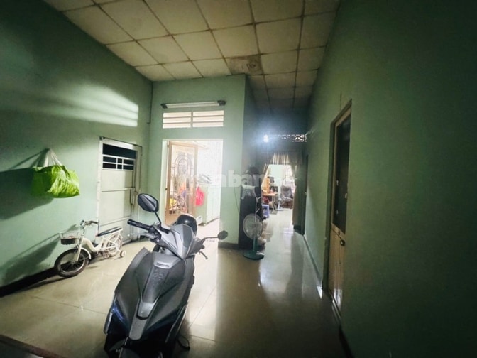 NHÀ SÁT XA LỘ HÀ NỘI_LINH XUÂN (LINH TRUNG CŨ)_7 TỶ