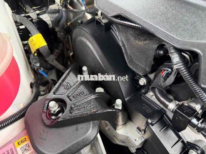 Hyundai Tucson Fun Dầu Số bấm 90000 km Trắng
