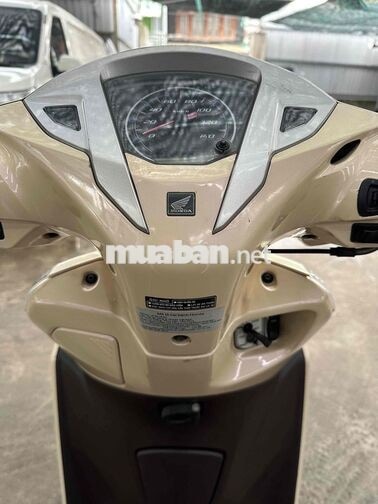 Honda LEAD 125 Fi 2014 Vàng kem cuối 2014 bstp