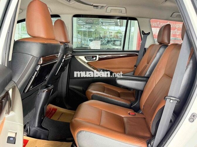 Innova 2.0V 2018 - 70.000Km - Giá còn giảm