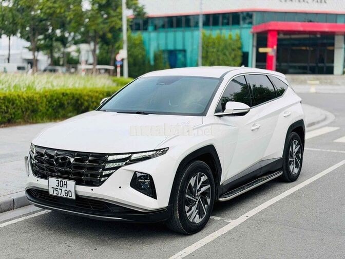 Hyundai Tucson Fun Dầu Số bấm 90000 km Trắng