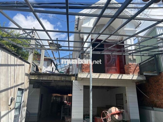 TS: Nhà ở và 01 Khu nhà Nghỉ 22 phòng; 01 khu Trọ 40 phòng đang