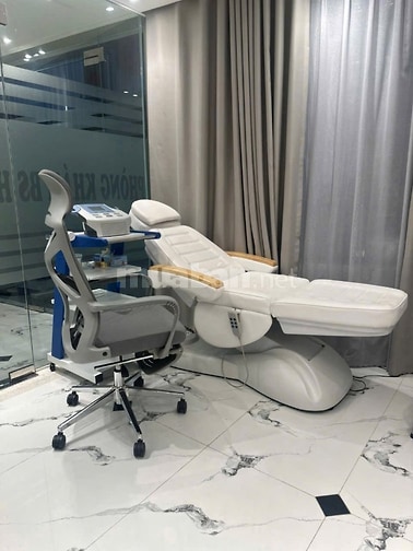 Nhà 4 lầu tuyệt đẹp Cao cấp góc 2 mặt hẻm xe hơi 6m sát Mặt tiền Phạm 