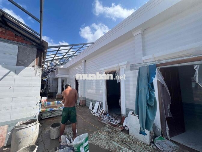 TS: Nhà ở và 01 Khu nhà Nghỉ 22 phòng; 01 khu Trọ 40 phòng đang