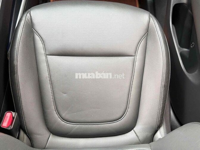 Hyundai Tucson Fun Dầu Số bấm 90000 km Trắng