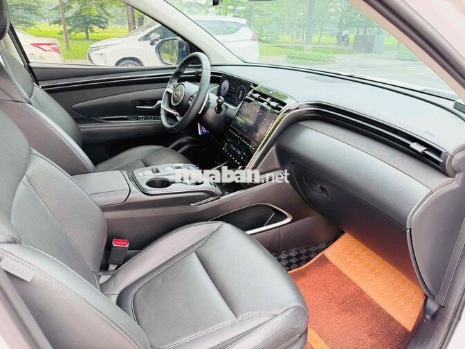 Hyundai Tucson Fun Dầu Số bấm 90000 km Trắng