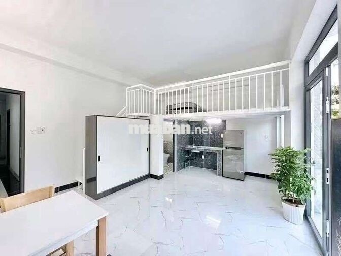 Căn Hộ Duplex Ban Công 40m2 Đầy Đủ Nội Thất - Ngay Hoàng Văn Thụ