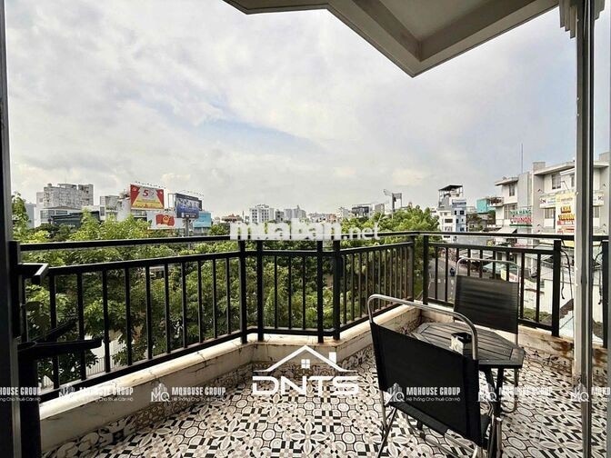 Phòng trọ quận 1 đầy đủ nội thất ban công view sông. Gần chợ Tân Định