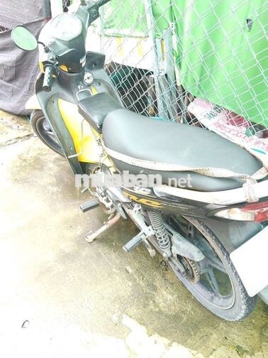 Yamaha Sirius Đen, vàng