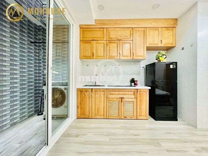 Cc mini Studio. Full nội thất + mgr. Quầy cafe tầng trệt.
Bảo vệ 24/24