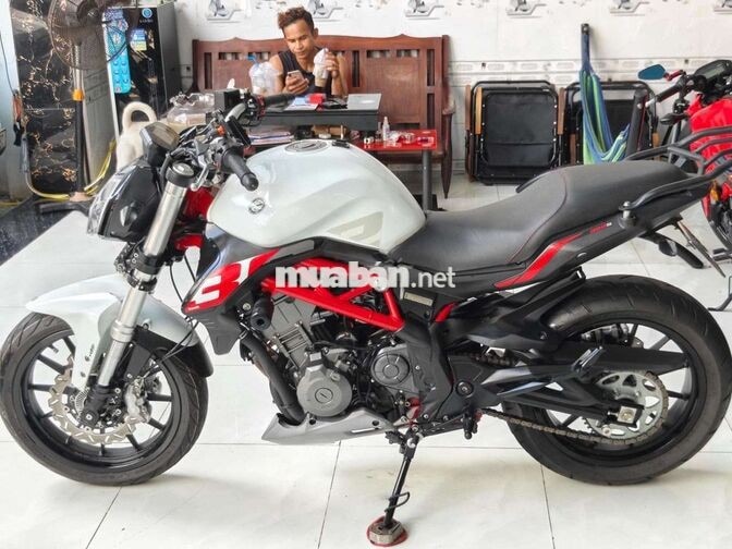 Benelli 302S 2019 Trắng 29000 km