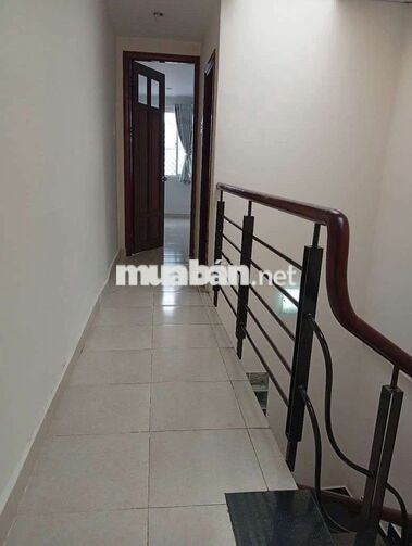 cho thuê nhà Lê Thị Riêng, Q1 3PN, 3WC giá 17tr