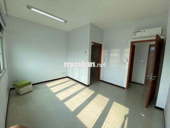 Bán căn hộ 2PN, 2WC tại Tản Đà Court, 86 Tản Đà, 7,5 tỷ, 78m2