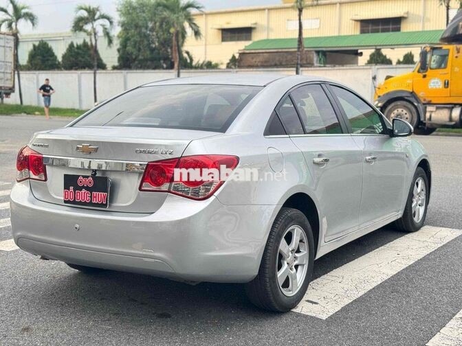 Chevrolet Cruze LT 2017 Số sàn Bạc