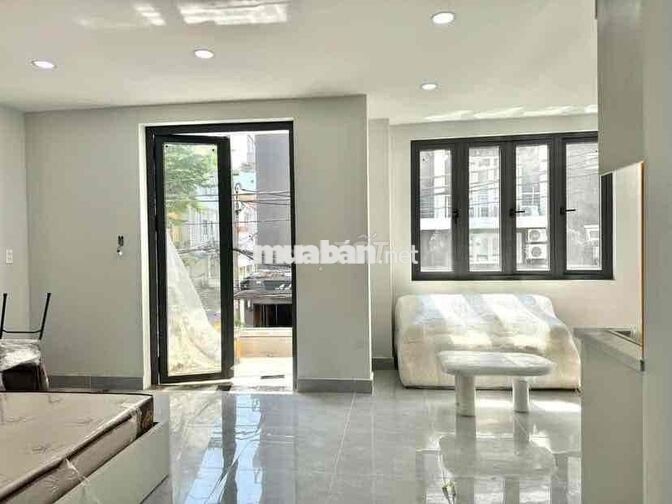 Căn Hộ Studio Ban Công Mới 100% - Ngay Bờ Kè Hoàng Sa - Chợ Tân Định