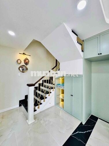 Quá đẹp: Nguyễn Oanh nhà 5 tầng, hẻm oto, ngang 6M 7tỷ