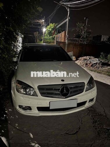 Mercedes-Benz C200 CGI 2010 ( Mới BD Gần 70tr )