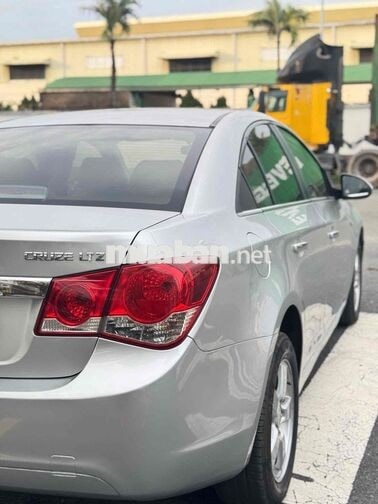 Chevrolet Cruze LT 2017 Số sàn Bạc