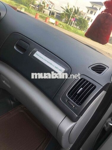 Hyundai Starex 2016 Bạc