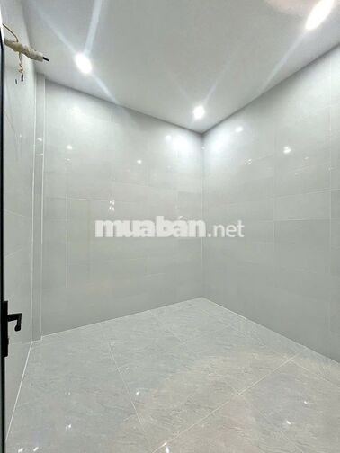 BÁN 2 CĂN NHÀ CHỈ 3 TỶ 150 (1 NHÀ TRỆT LẦU MỚI ĐẸP + 1 NHÀ CẤP 4 MỚI)