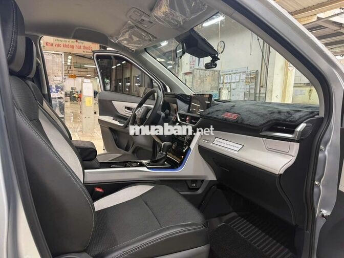 Veloz Top 2026 Bạc 2.800 km - Lợi hơn xe mới 70tr