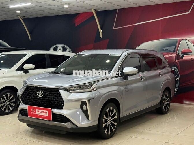 Veloz Top 2026 Bạc 2.800 km - Lợi hơn xe mới 70tr
