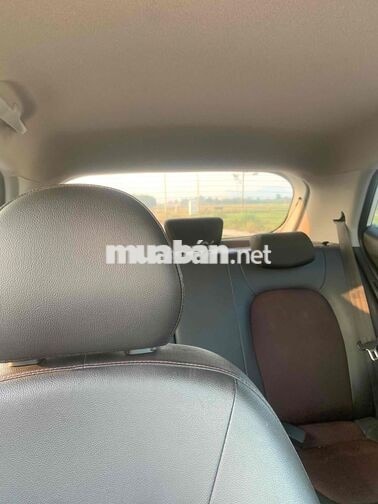 Hyundai i10 2020 Số tự động Trắng