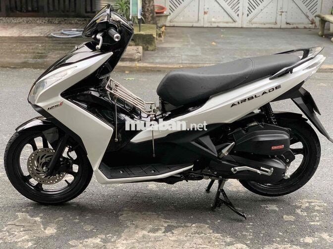 Honda Air Blade 2015 Trắng đen