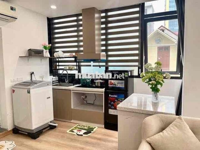 Phòng studio, cửa sổ trời_diện tích 40m2_hẻm 386 Lê Văn Sỹ