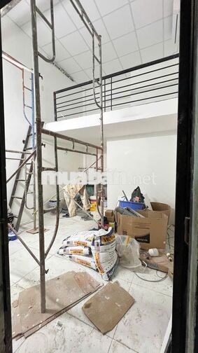 PHÒNG GÁC  CỬA SỔ TRỜI - MÁY LẠNH - LỐI ĐI RỘNG- GÁC CAO - CHÍNH CHỦ