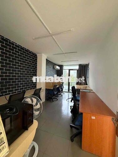 Cho thuê nhà mặt tiền Trường Sa Quận Phú Nhuận, DT 6x20m, giá tốt