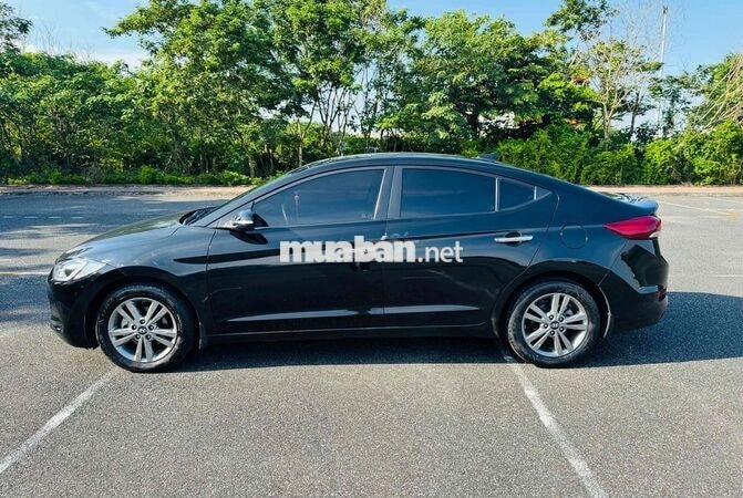 Hyundai Elantra 2018 1.6 AT zin 9v sơ cua chưa hạ