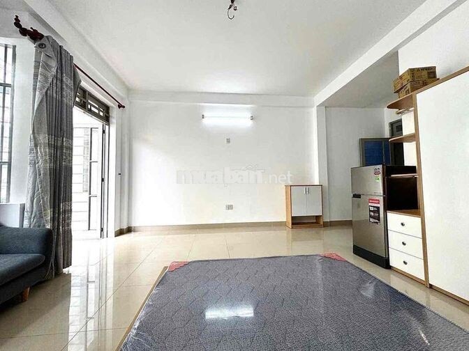 Cho thuê căn hộ gần Vòng xoay Dân Chủ, toà nhà viettel, full NT Q3