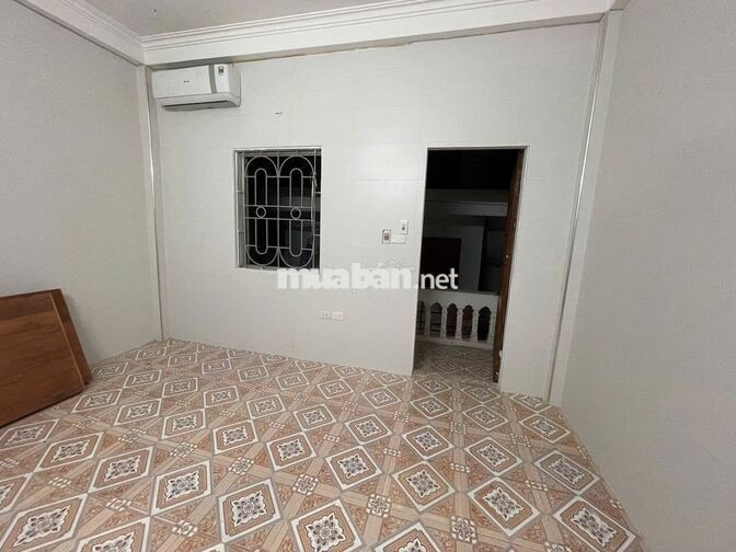 Chính chủ cho thuê nhà 3 tầng, 32m2, giá 7tr5 ngõ 23/72/7 Đức Diễn