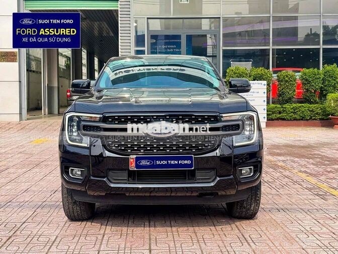 Ford Ranger XLS 4x2 2025 Đen 42.900 km