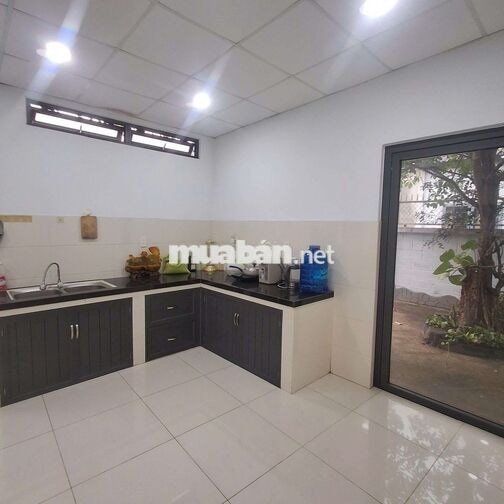CHO THUÊ NHÀ DT 500M MẶT TIỀN 13TRIEU 