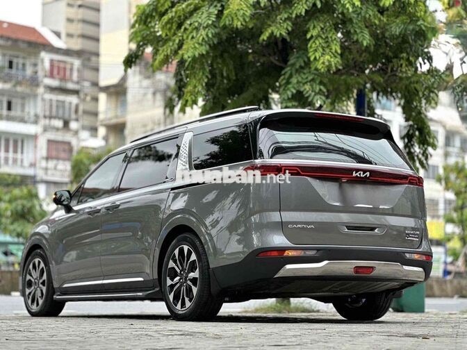 Siêu lướt KIA CARNIVAL 2.2D SIGNATURE 7S 2024 Xám