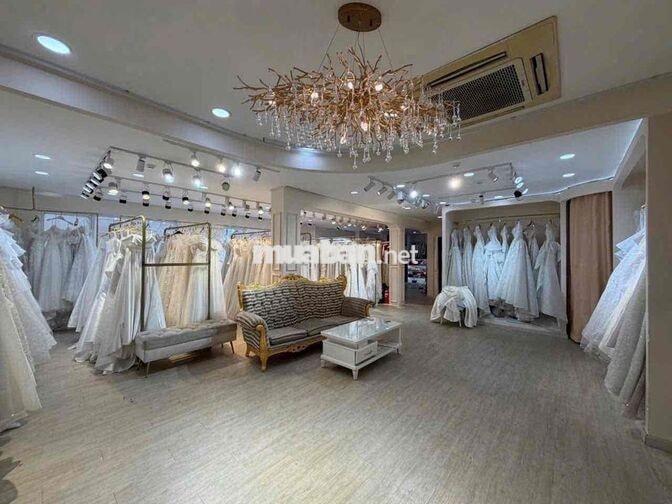 Cho thuê MT Phan đăng lưu Phú Nhuận:10x18m,Hầm 6L thang máy: Giá:120tr