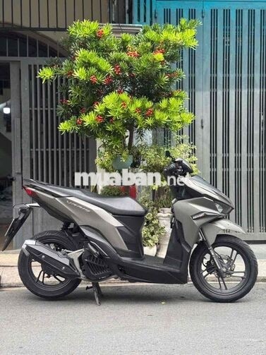 Honda Vario 2024 Xám 29.700 km