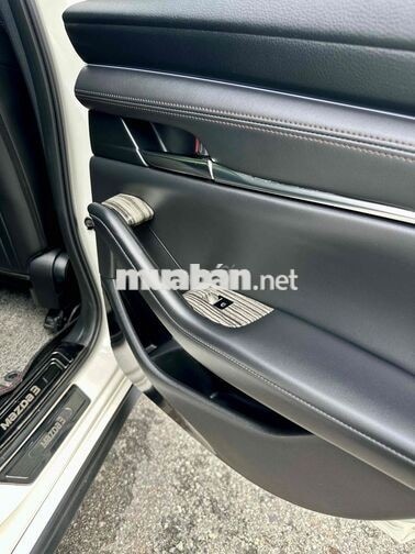 Mazda 3 2020 1.5L Luxury - 62000 km