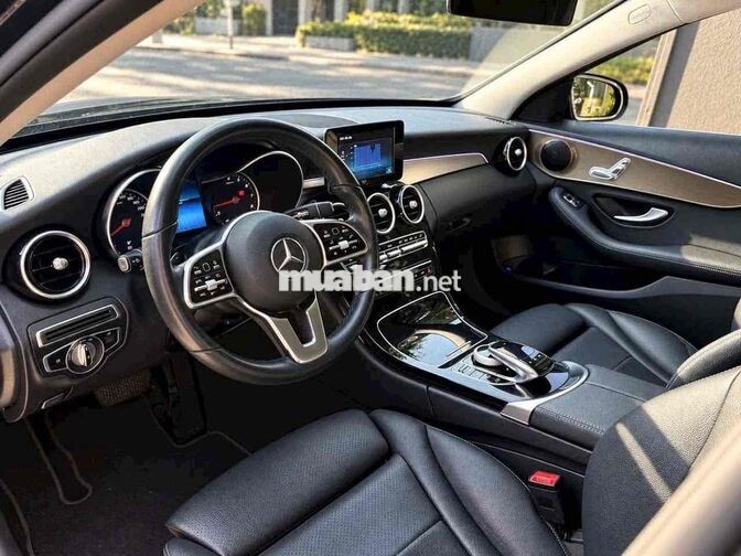 Mercedes C180 AMG 2021 Đen 30000 km