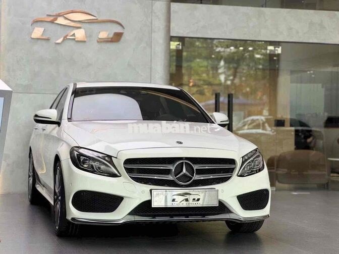 Mercedes C300 AMG 2017 Trắng 80000 km