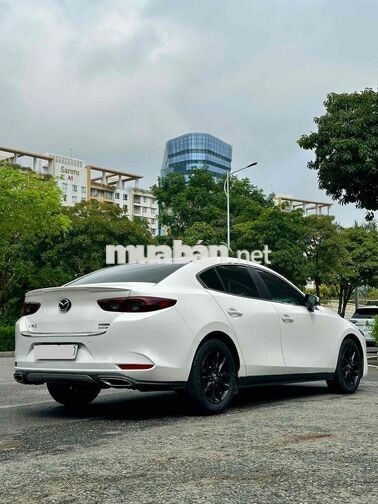 Mazda 3 2020 1.5L Luxury - 62000 km