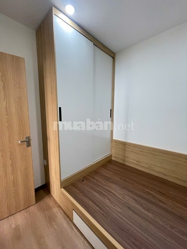 Diamond Boulevard 2PN 1WC tầng 27 - full nội thất & điện máy mới 100% 