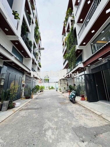 Nhà Khu Phân Lô Đường 8m Trường Chinh 4PN 5WC Có Gara xe hơi 20tr