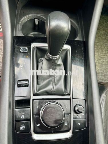 Mazda 3 2020 1.5L Luxury - 62000 km