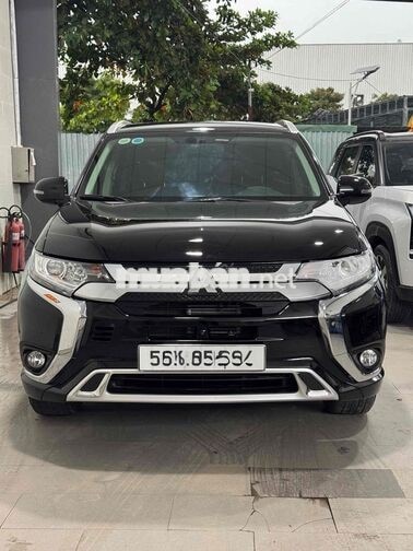 Mitsubishi Outlander 2.0 CVT Đen